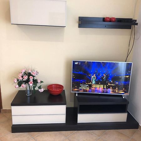 Apartmani I Sobe Ivancic1 Novi Vinodolski Kültér fotó